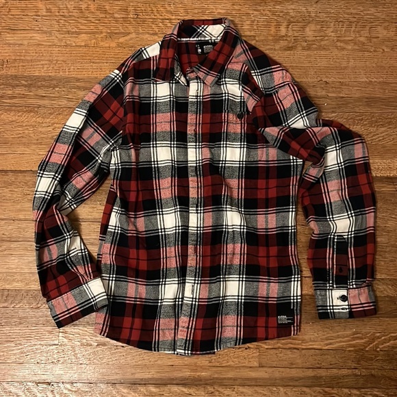Etnies Skateboard Company Flannel Button Up - Picture 3 of 4